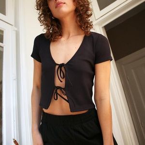 Aritzia black tie tee